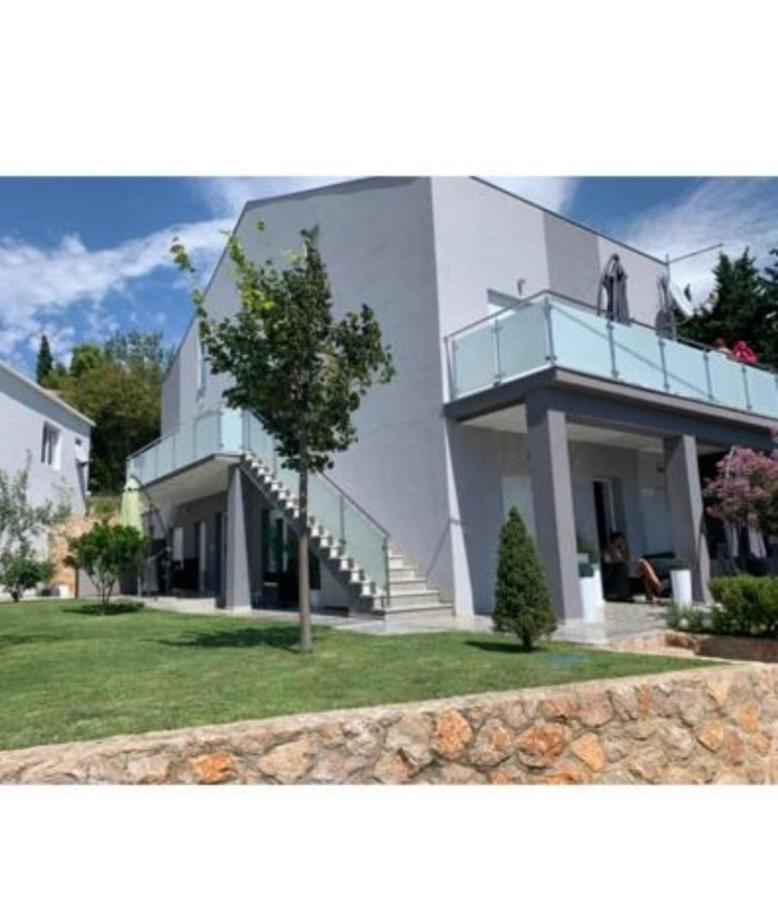 Apartmani Deluxe Jasenice  Zewnętrze zdjęcie